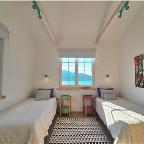 4 bedroom villa with pool and sea views, Kumbor, sleeps 8-10
